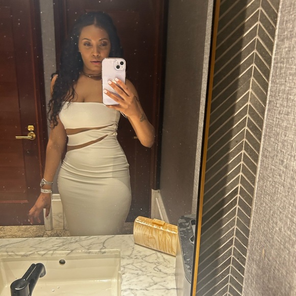 WHITE UNPREDICTABLE MIDI DRESS - Picture 5 of 5